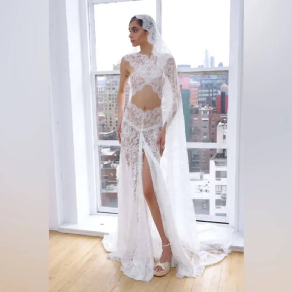 Bronx & Banco NAIA White Lace Bridal Sheer Gown L NWOT - Picture 2 of 8